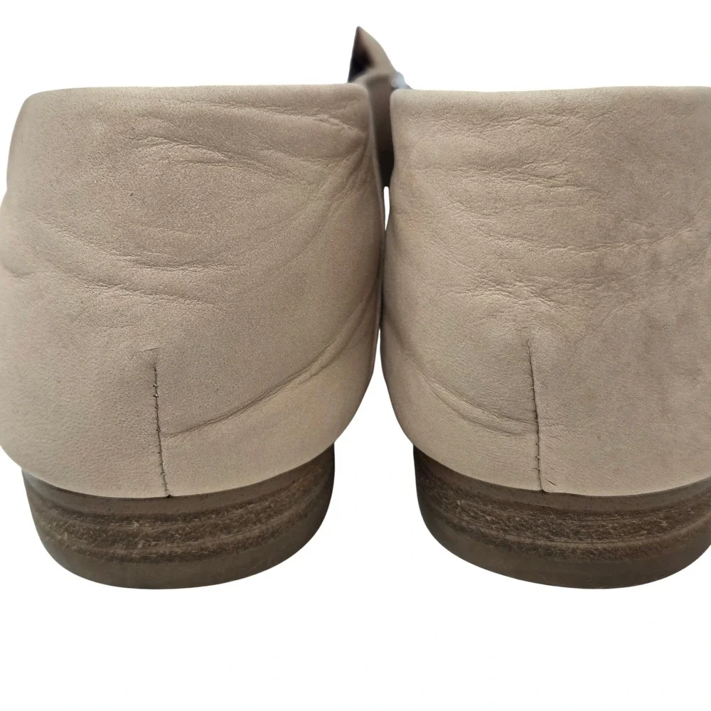 Gianni Bini Womens Tan Beige Leather Square Toe Loafer Flats Size 8M Accents